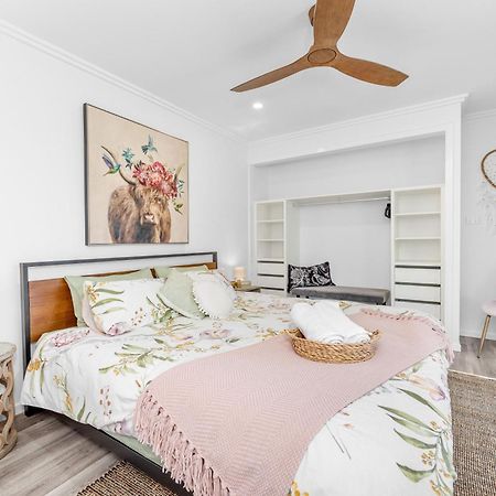 Little Sunshine - Private Acreage Guest Home Hervey Bay Buitenkant foto