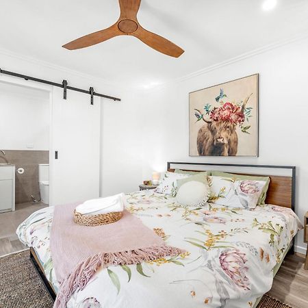 Little Sunshine - Private Acreage Guest Home Hervey Bay Buitenkant foto