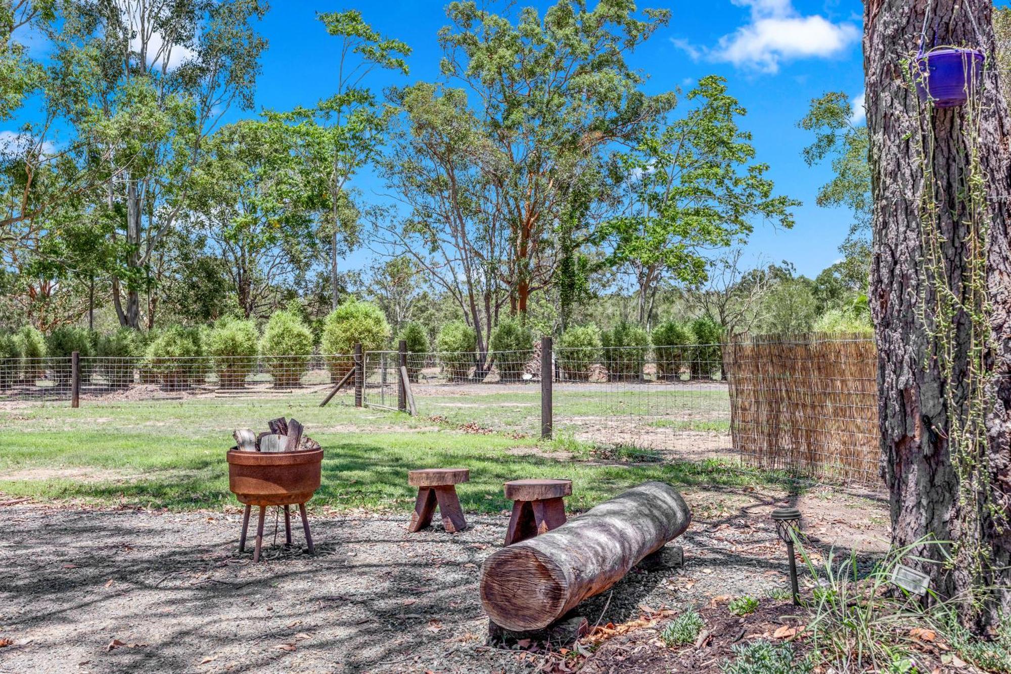 Little Sunshine - Private Acreage Guest Home Hervey Bay Buitenkant foto